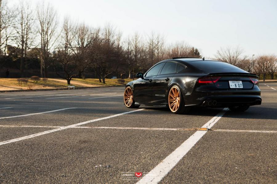  Audi RS7 Sportback on Vossen Wheels 2015 года  (фото 5 из 10)